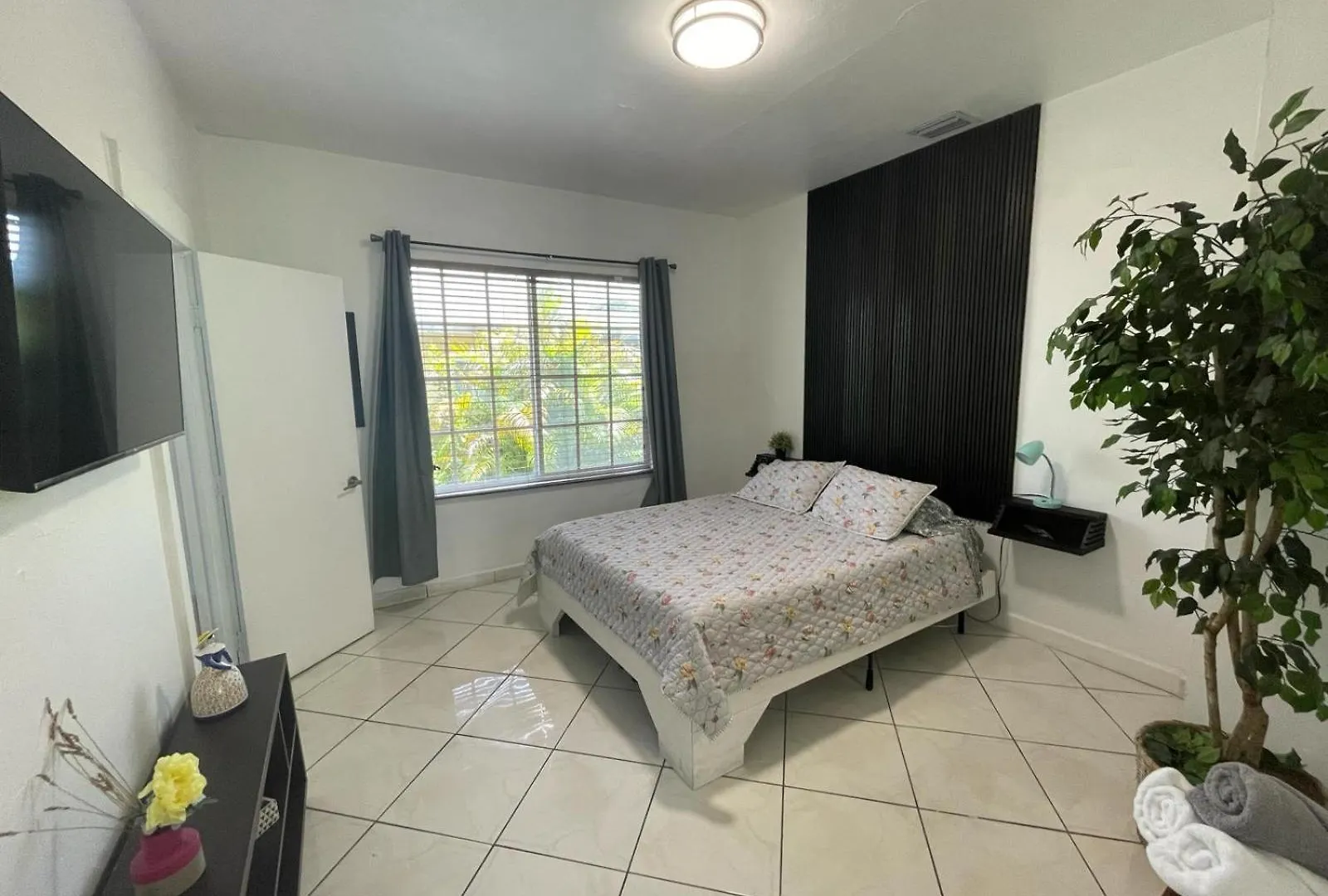 Private Next To Calle Ocho Miami