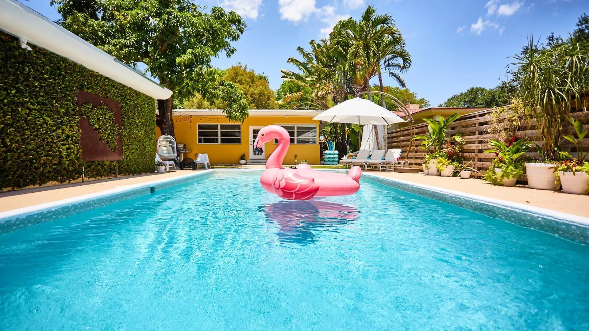 Private Pool Oasis * Miami