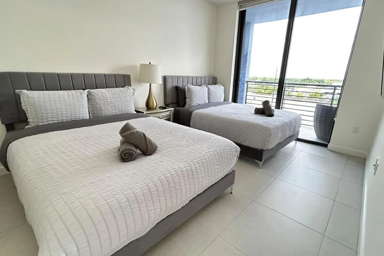Style Luxury Living In Doral, * Miami