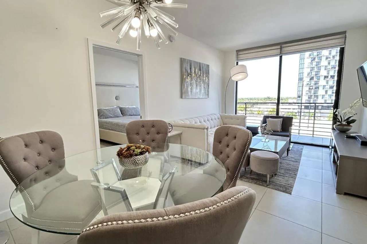 Style Luxury Living In Doral, Miami
