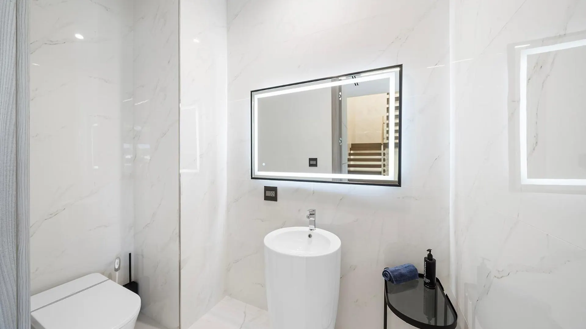 Waterfront 6 Bedrooms Sleeps 14 People * Miami
