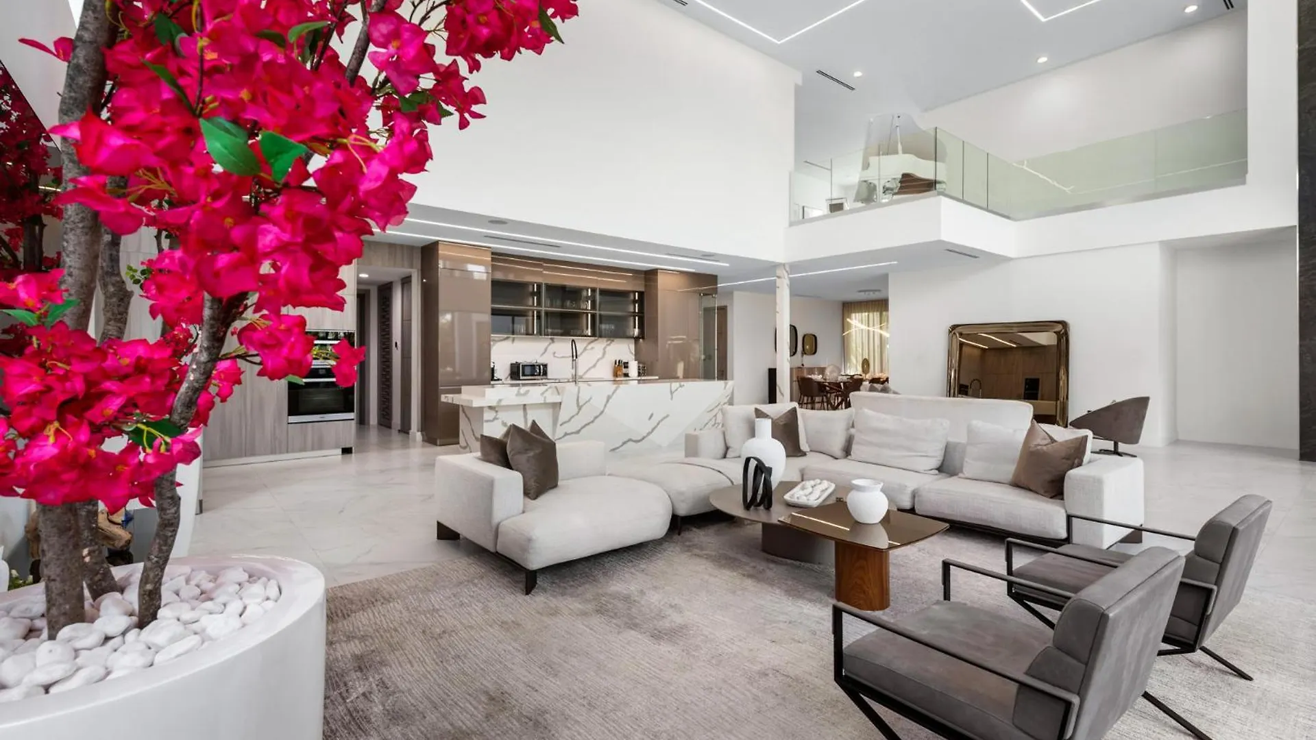 Waterfront 6 Bedrooms Sleeps 14 People Villa Miami