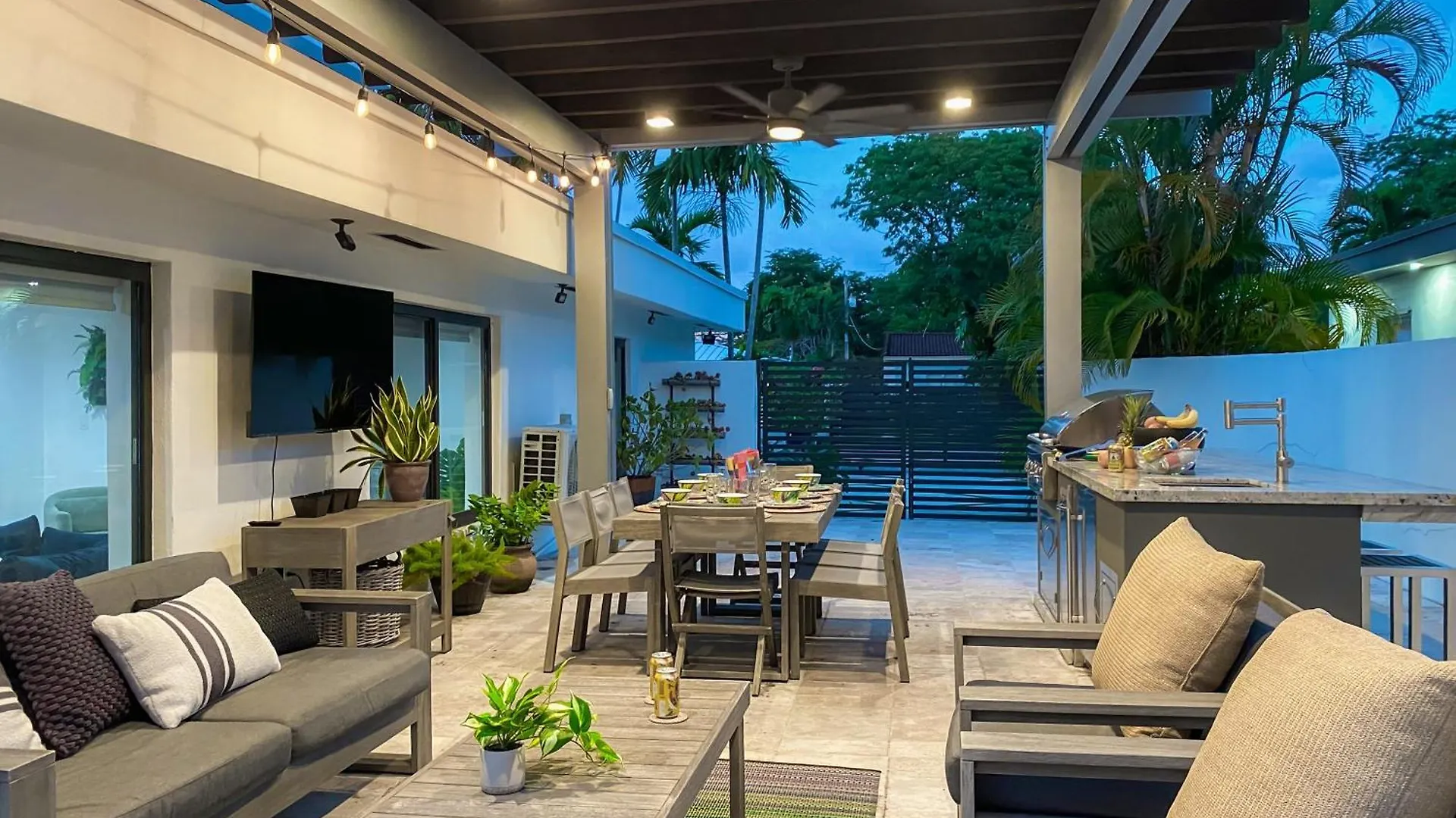 Palma - Prime Location, Pool, Game Room, Outdoor Kitchen * Miami