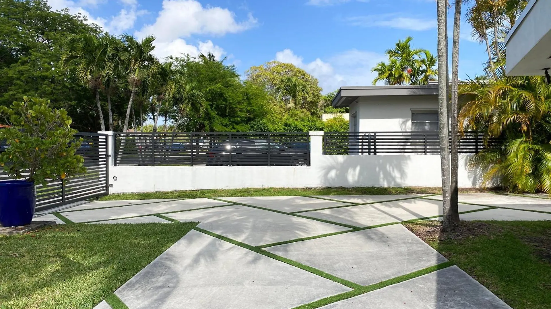 Palma - Prime Location, Pool, Game Room, Outdoor Kitchen *