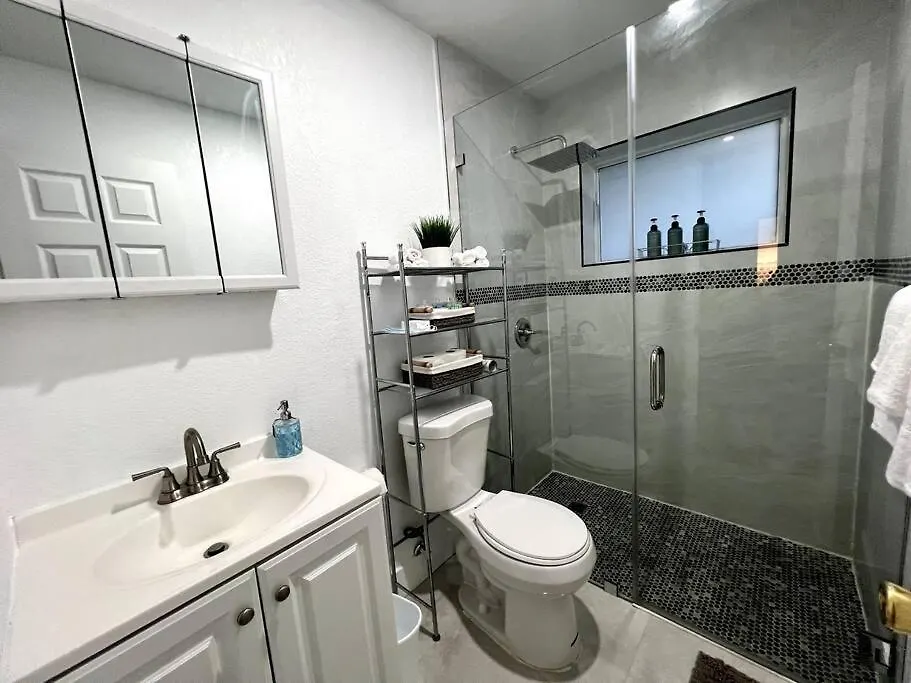 Comfortable House Near Downtown & Airport * Miami