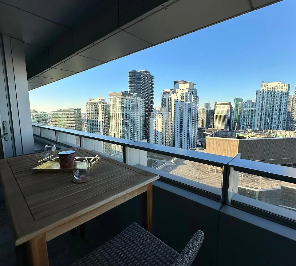 Aka Brickell Free Parking By Palermo Miami