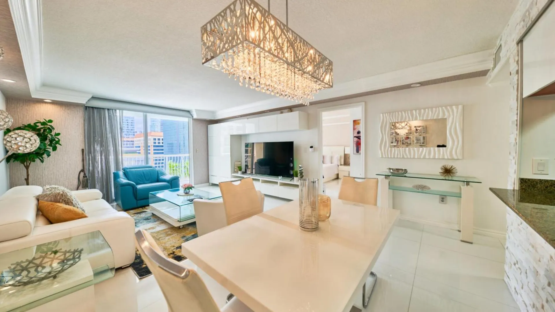 Serene View 1 Br Apartment *