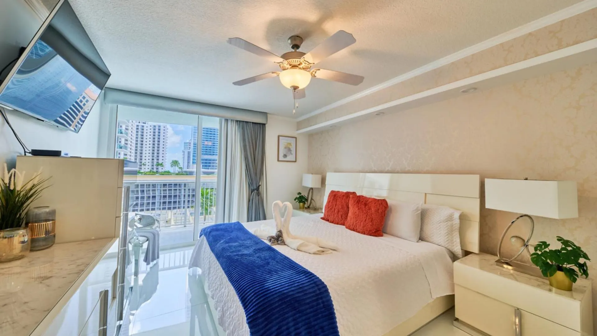 Serene View 1 Br *