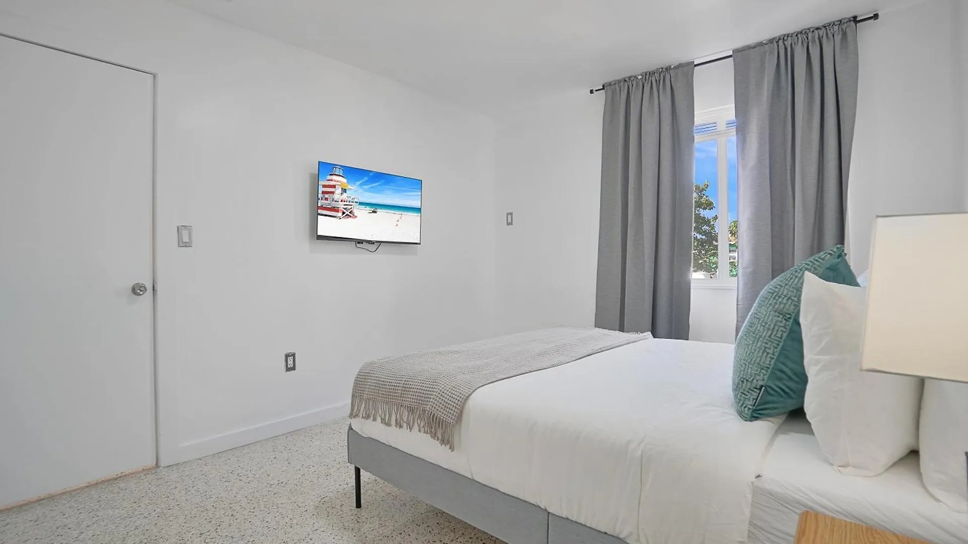Elegant Wynwood Flats *