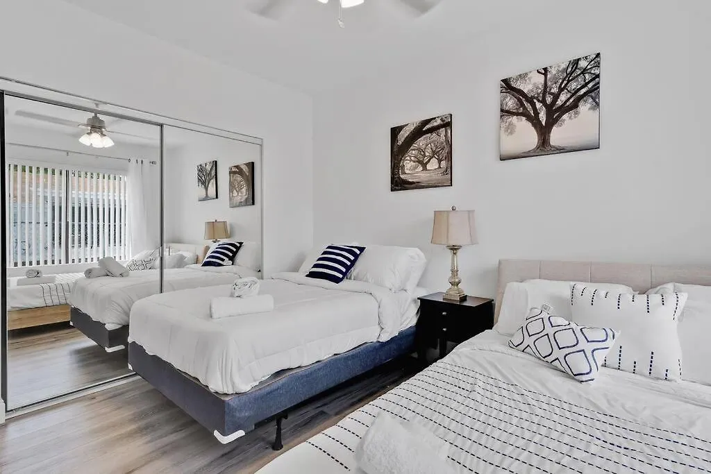 Wonderful 6ppl 5 Min Walking Design District 2 Apartment