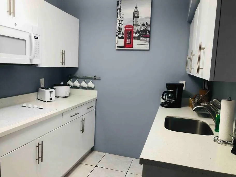 Ana House In Holiday home Miami