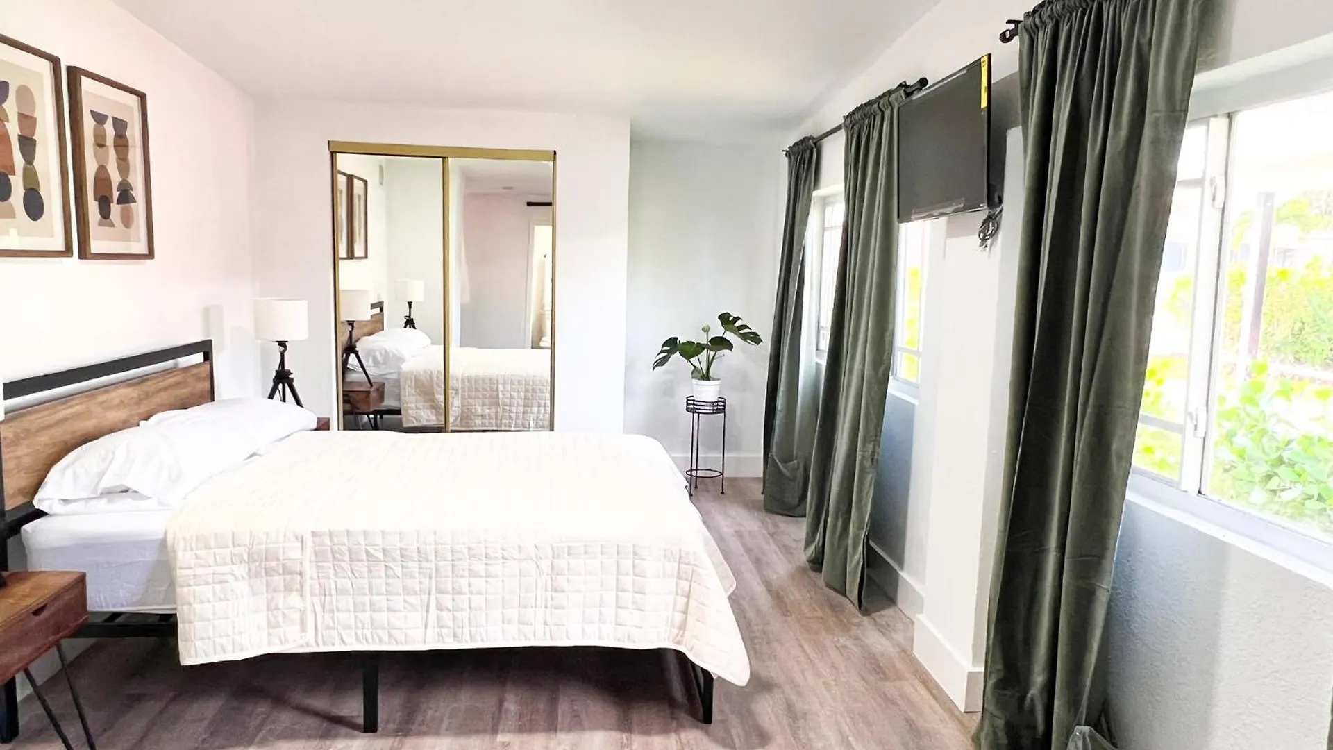 New 3bedroom 2bathroom Private