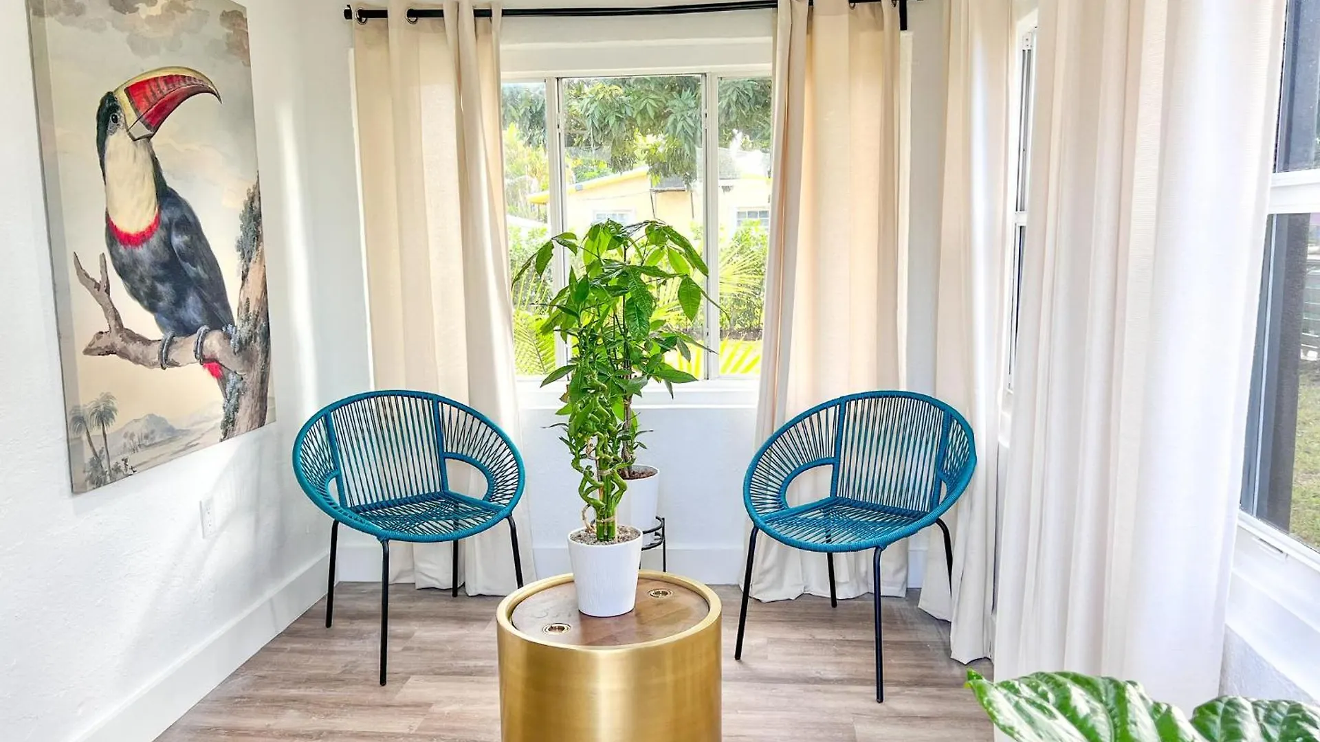 New 3bedroom 2bathroom Private