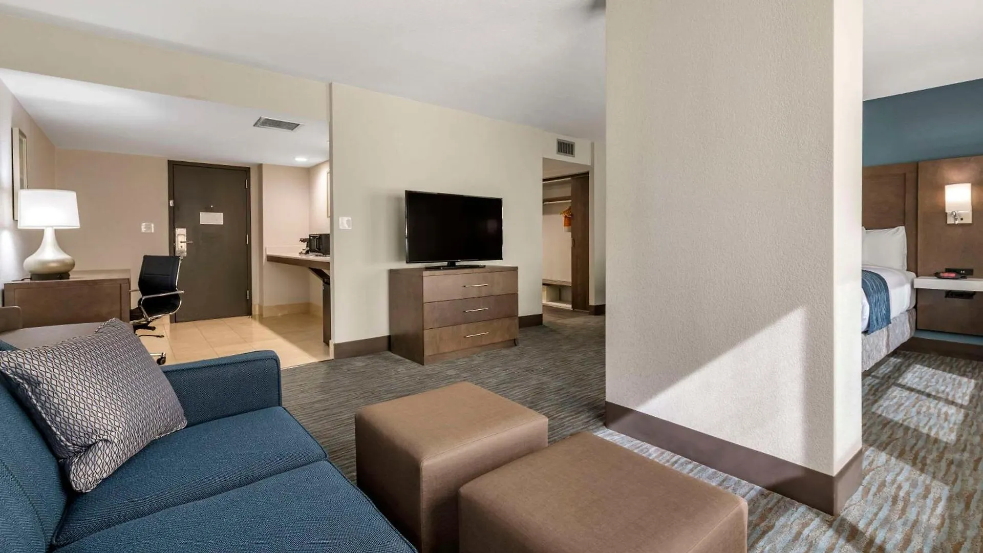 Hotel Comfort & Downtown Brickell-port Of 4*