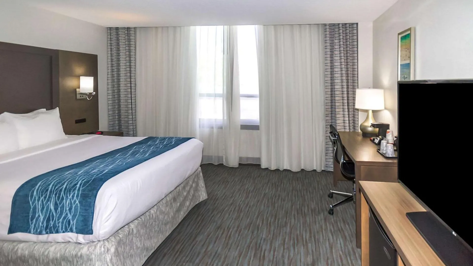 Comfort & Downtown Brickell-port Of Hotel 4*