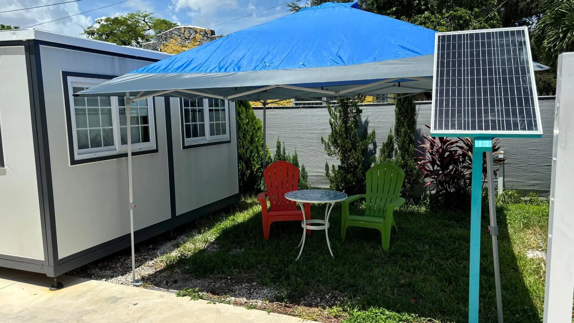Mini House Oasis * Miami