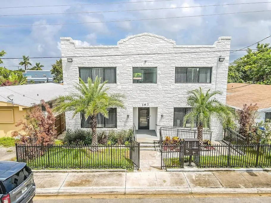 Wonderful 5 Min Walking To Design District 8 Apartment *