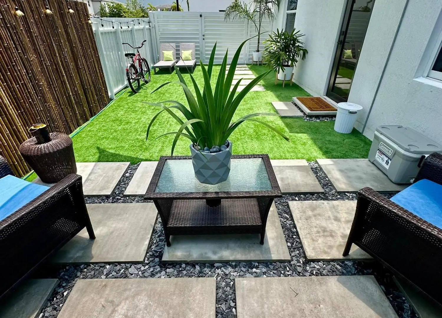 Guest house Tropical *