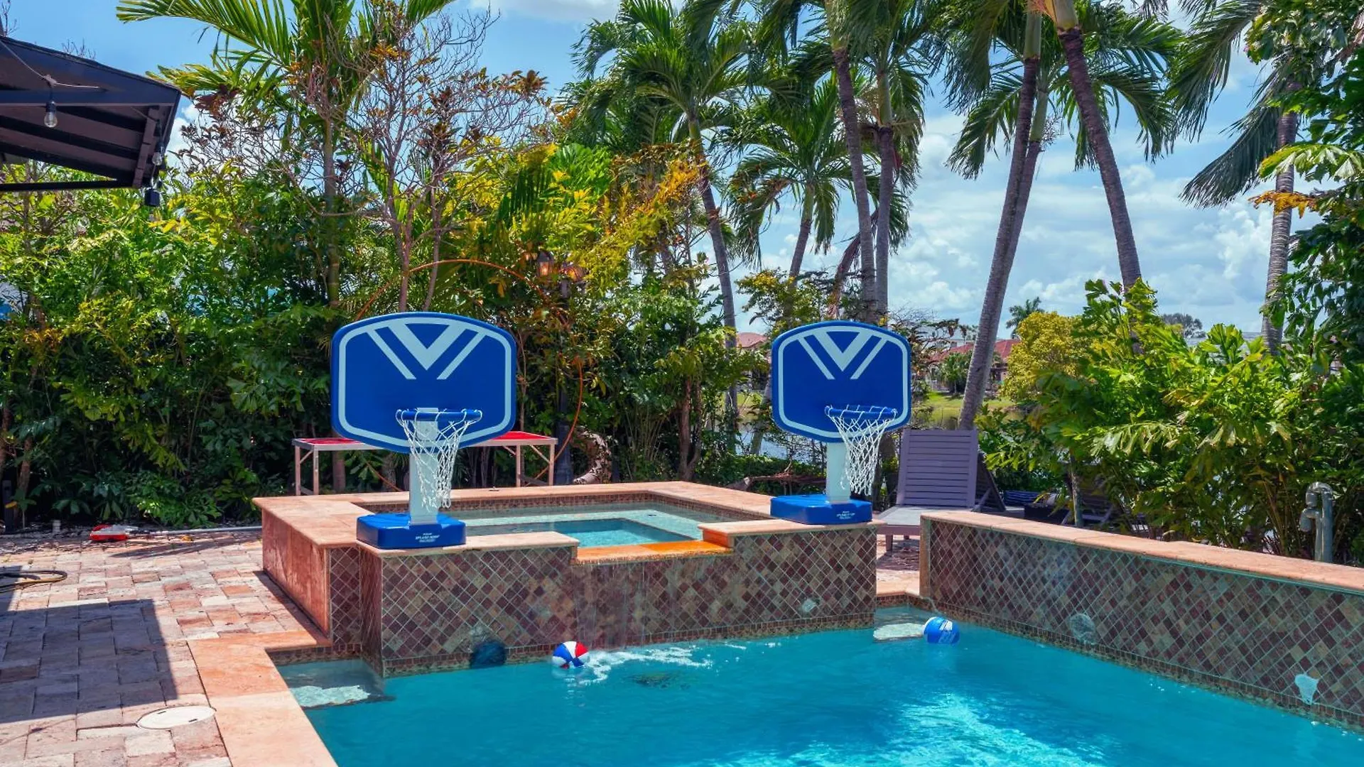 Villa Avatar Luxe 5br W Cinema, Pool, Game & Bbq