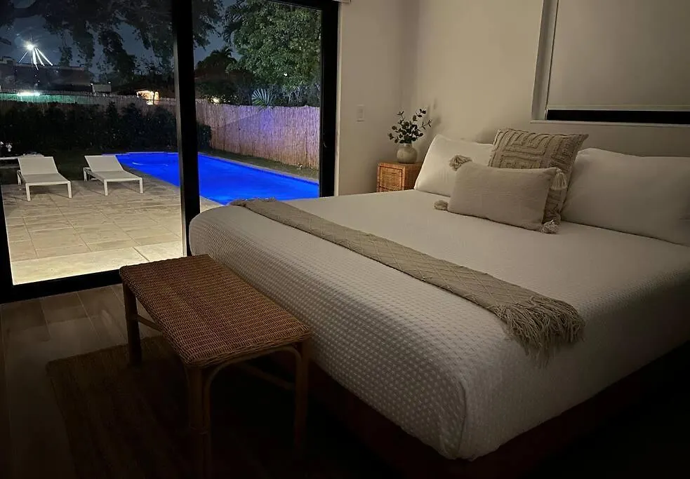 Holiday home Pool Sleeps 8 Mins To Calle 8 Sobe Brickell