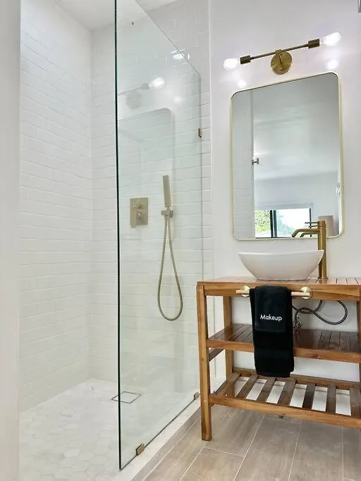 Pool Sleeps 8 Mins To Calle 8 Sobe Brickell