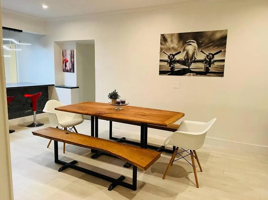 Holiday home Stylish 3-bed, 2-bath Near Downtown