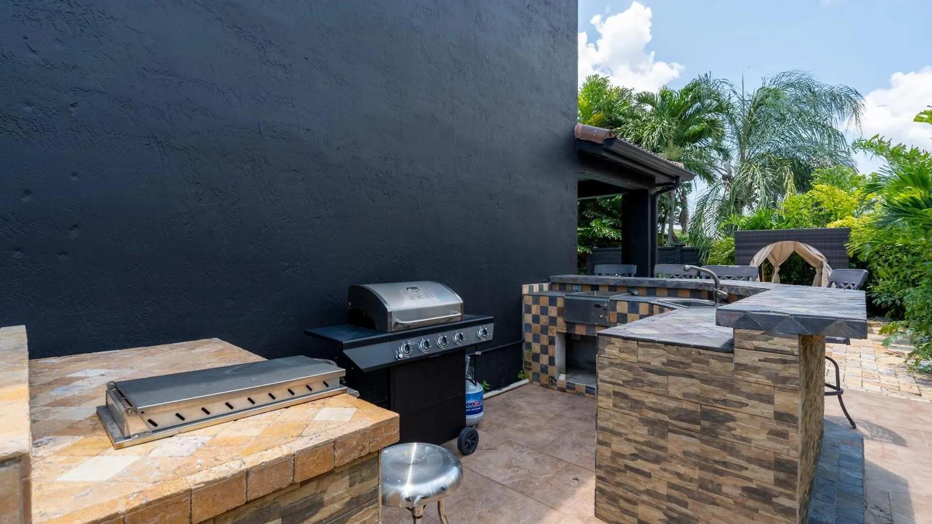 Avatar Luxe 5br W Cinema, Pool, Game & Bbq Miami