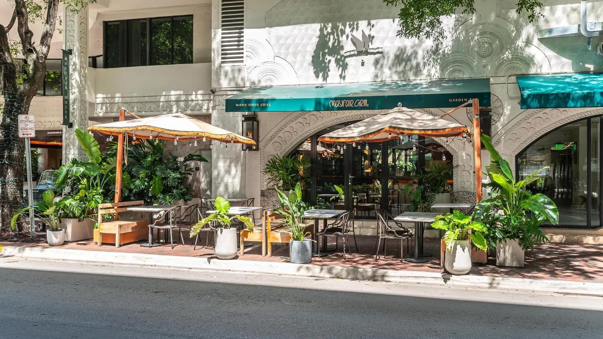 Renovated Coconut Grove Includes Parking * Miami