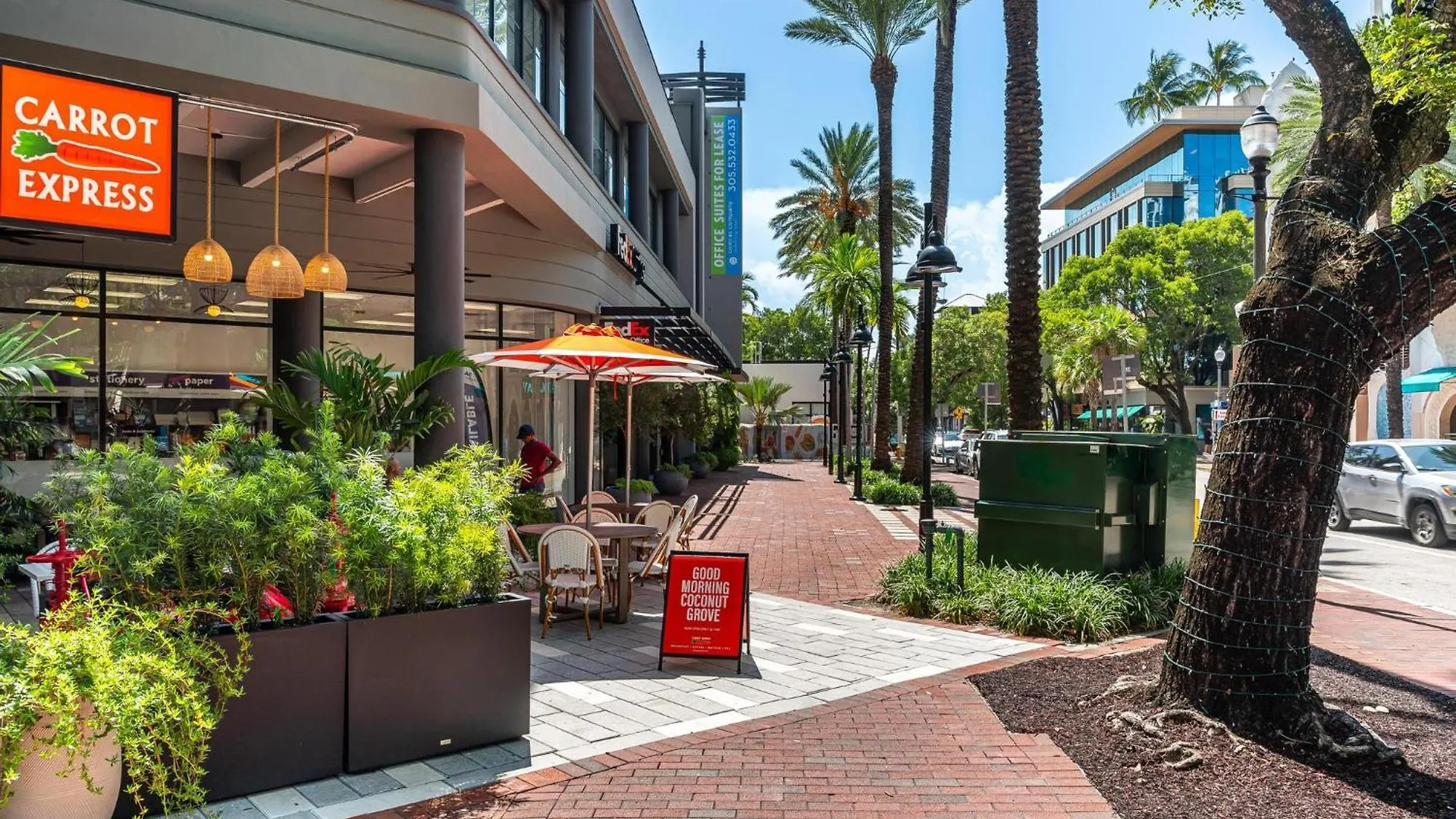 Renovated Coconut Grove Includes Parking