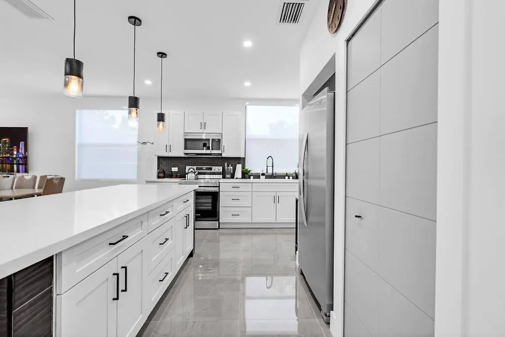 度假居 Paraiso House Pool 10 Ppl 6 Mins Coconut Grove *