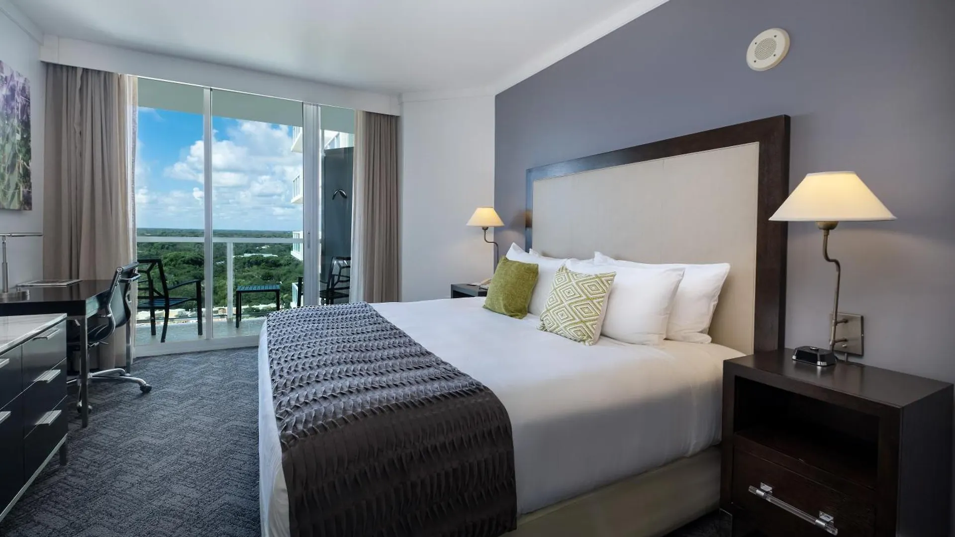 Private Oasis At Arya Miami