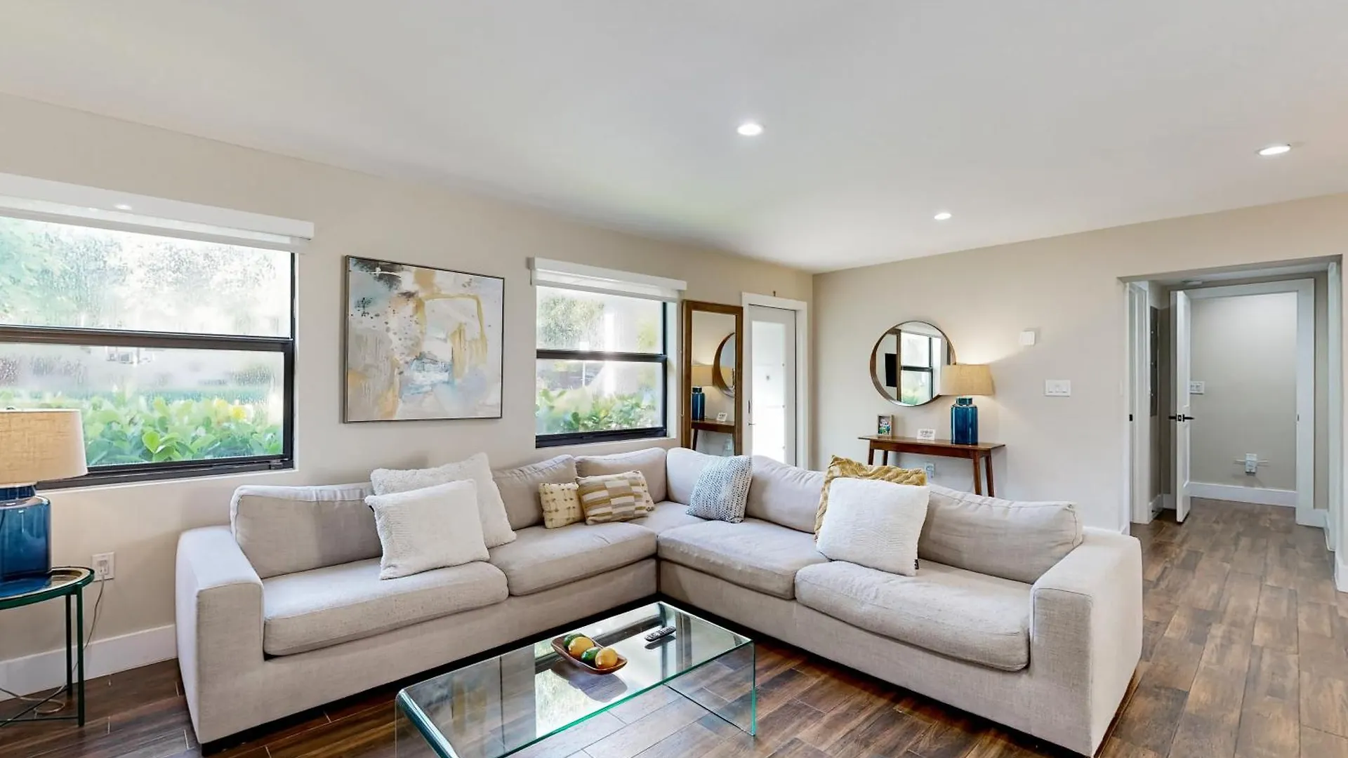 בית נופש Mid-century Modern Oasis מיאמי
