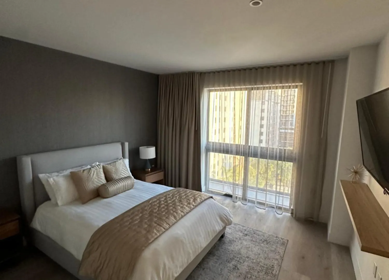 Smart Brickell Deluxe Aparthotel