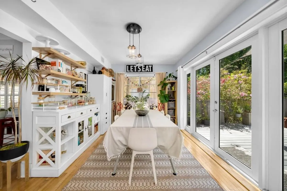 Holiday home Design District Luxury The Perfect 3 Bedrooms