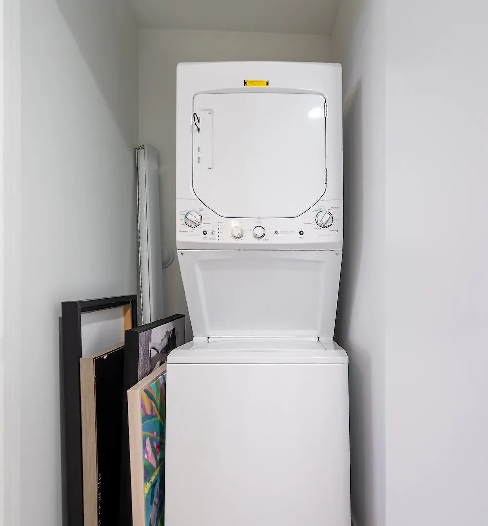 Stylish 2br With Private Balcony Miami