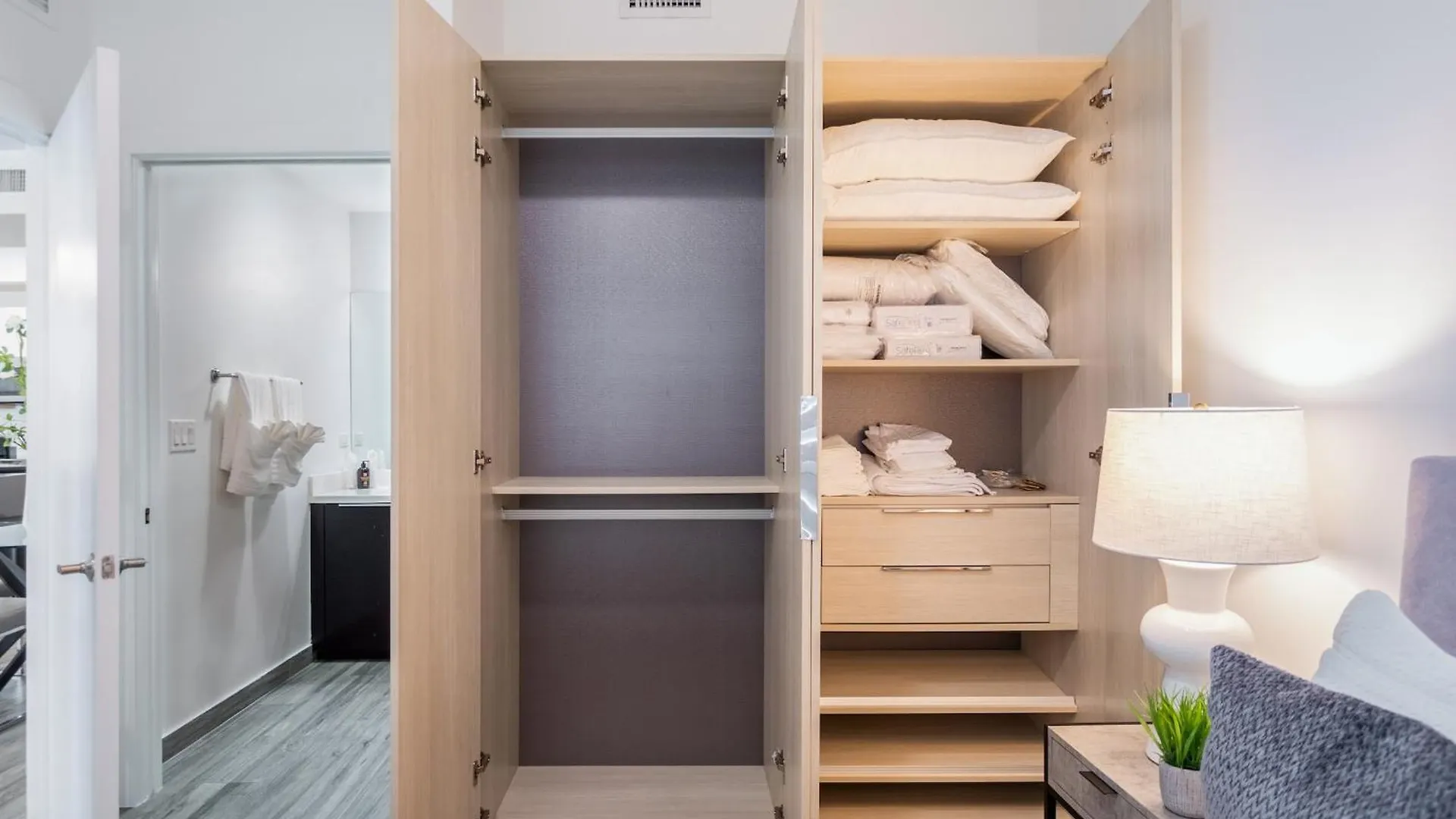 Stylish 2br With Private Balcony * Miami