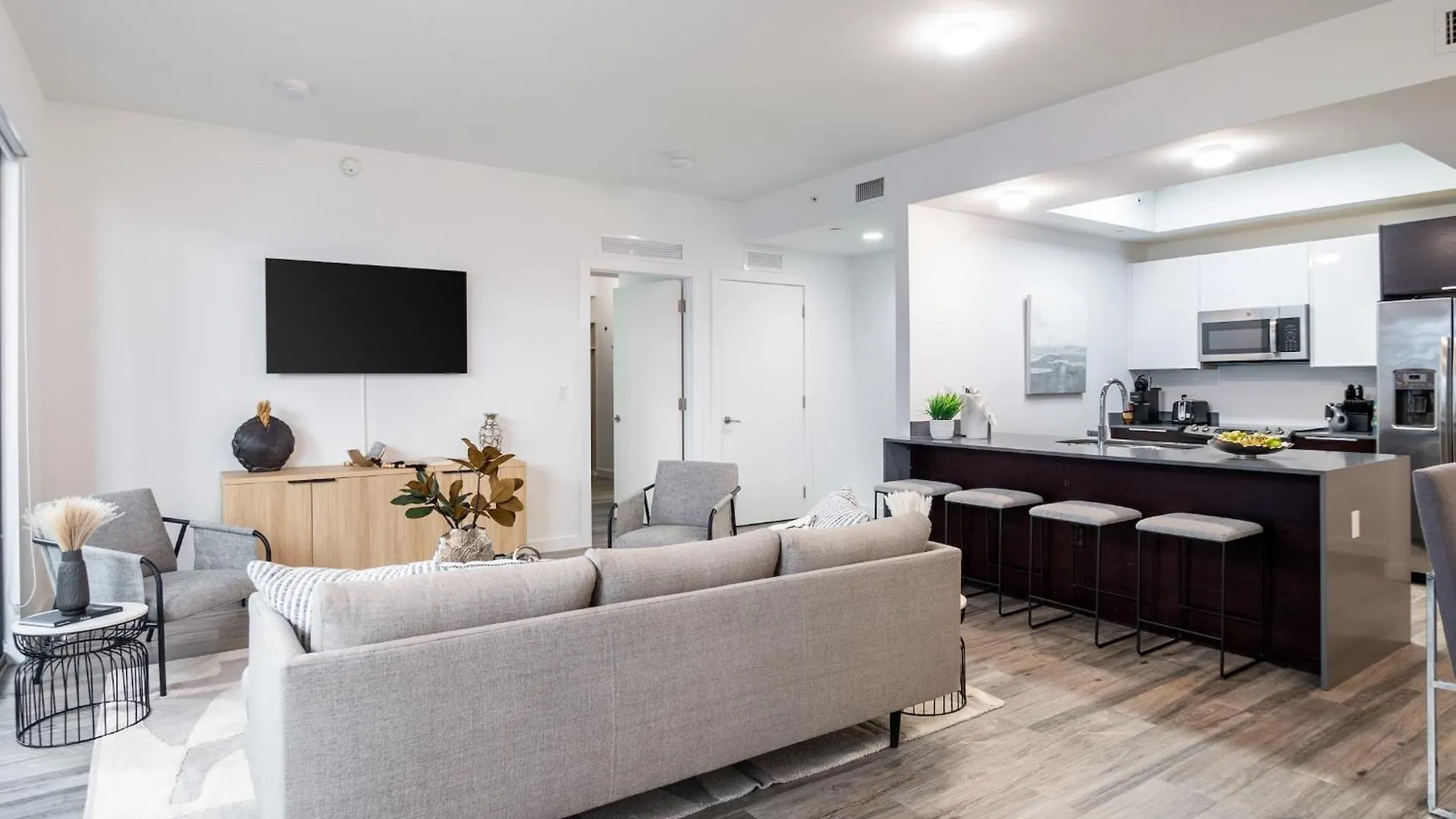 Stylish 2br With Private Balcony Apartment Miami