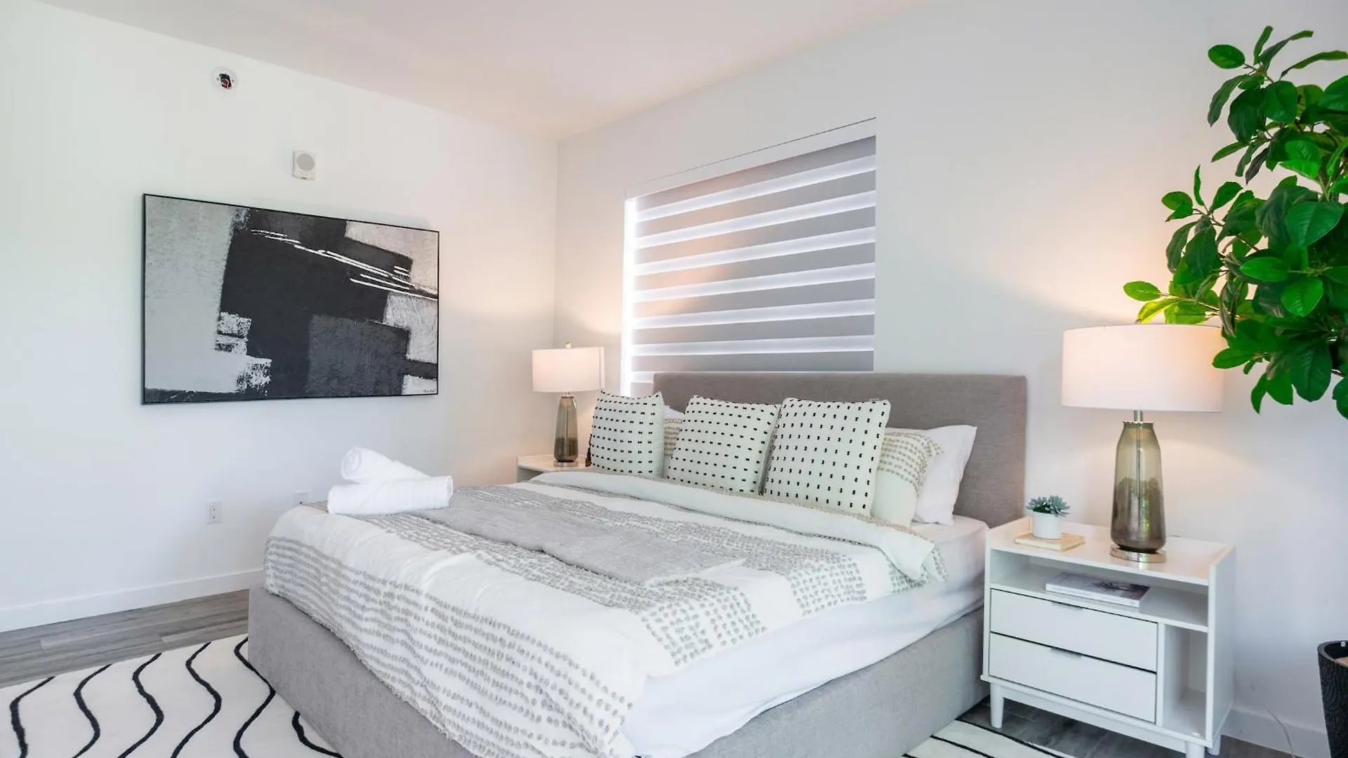 Stylish 2br With Private Balcony Διαμέρισμα Μαϊάμι
