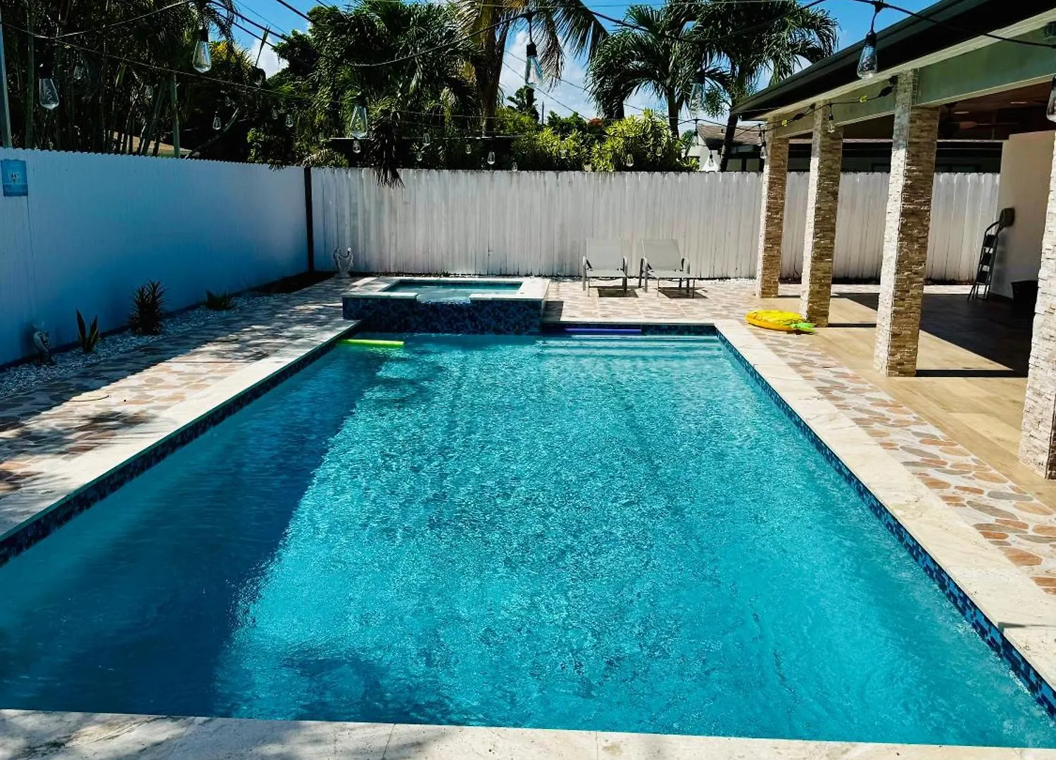 Heated Pool Hot Tub * Miami