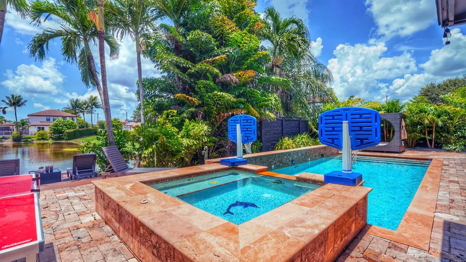 Avatar Luxe 5br W Cinema, Pool, Game & Bbq Villa Miami