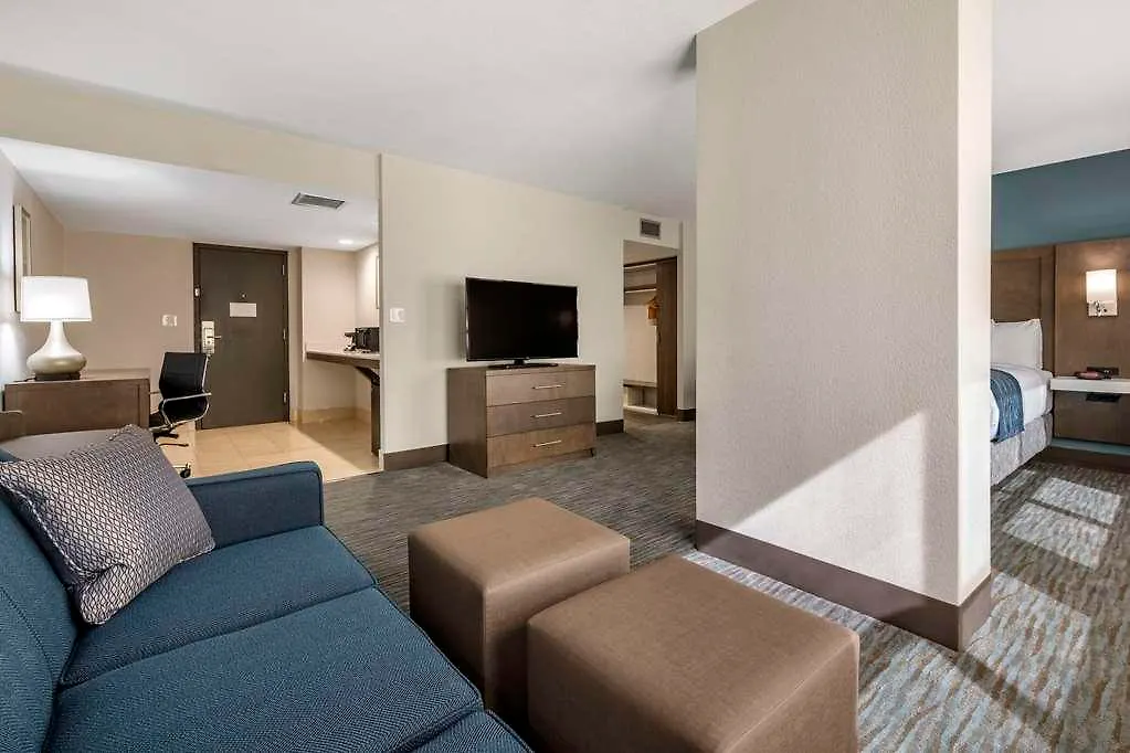 Comfort & Downtown Brickell-port Of Hotel Miami