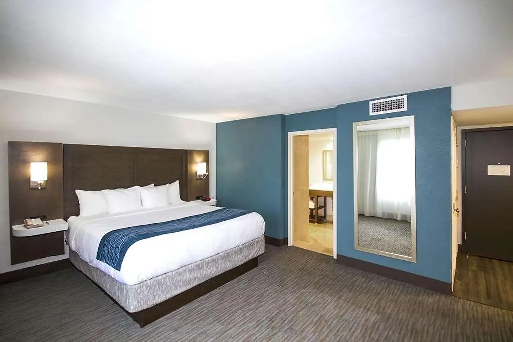 Hotel Comfort & Downtown Brickell-port Of Miami