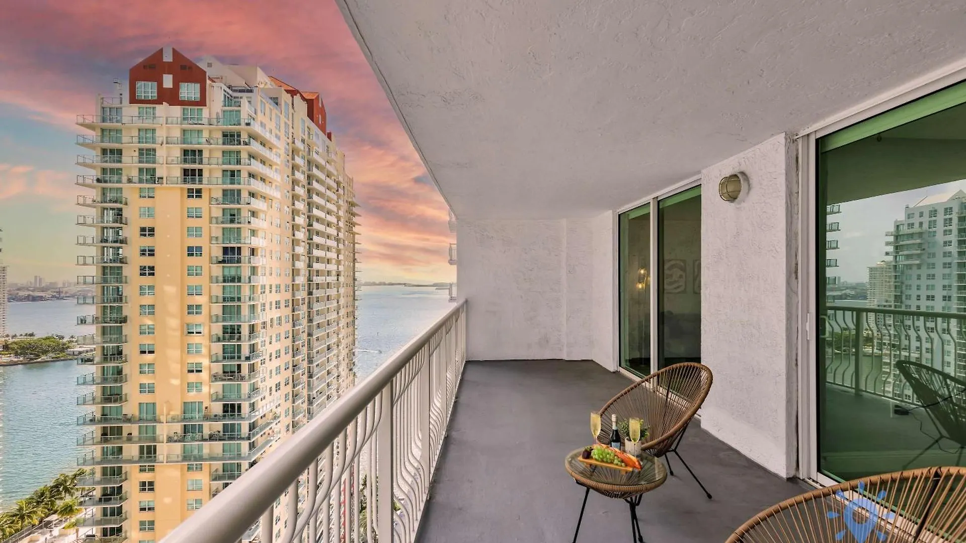 Beautiful 1br With Amenities Apartment