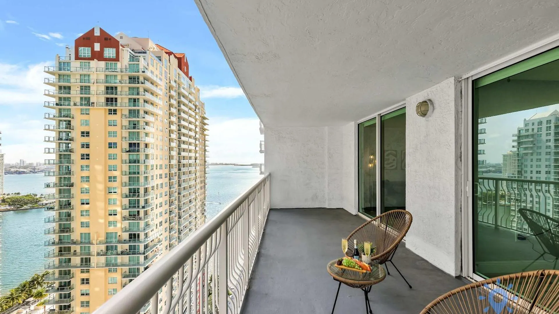 Beautiful 1br With Amenities Apartment