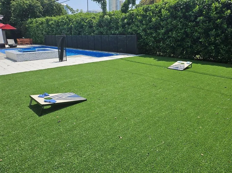 Brickell Enclave Sunny Retreat With Pool Willa Miami