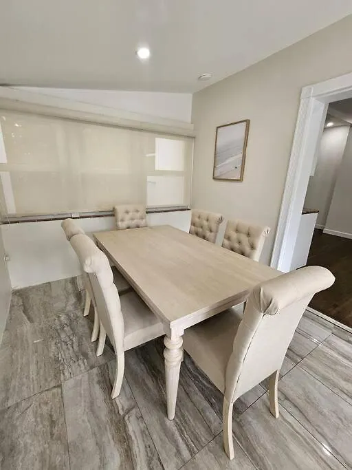 Brickell Enclave Sunny Retreat With Pool Willa