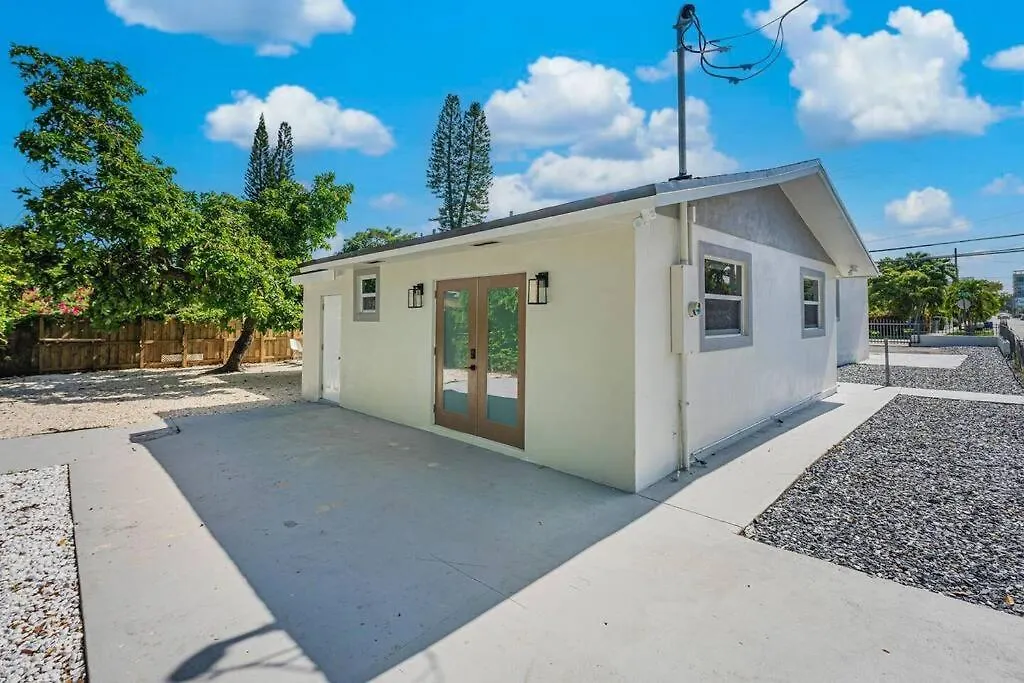 Holiday home Modern Oasis Retreat - Close To Airport *