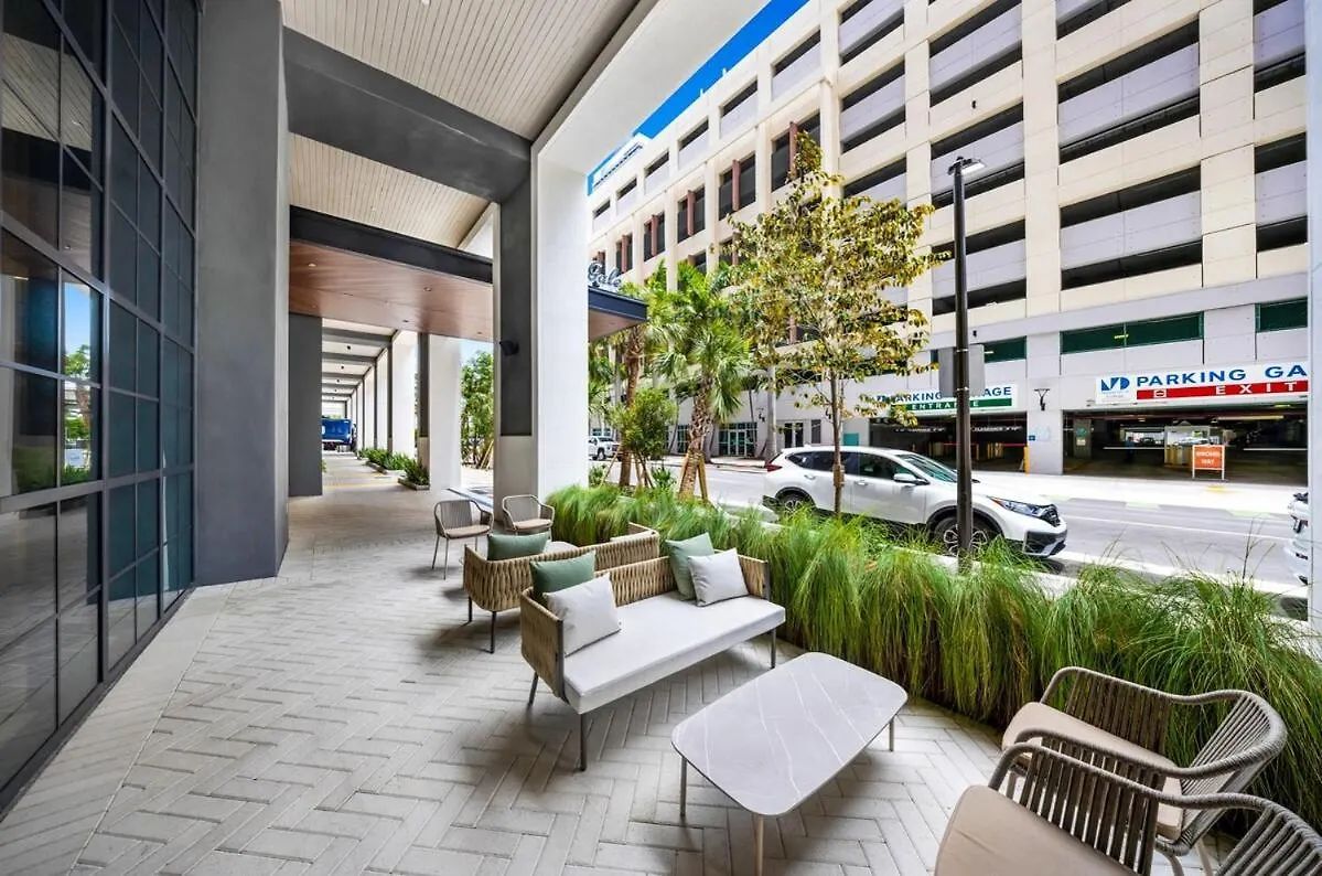 Stylish 1br At Gale Near Kaseya Center 公寓 *