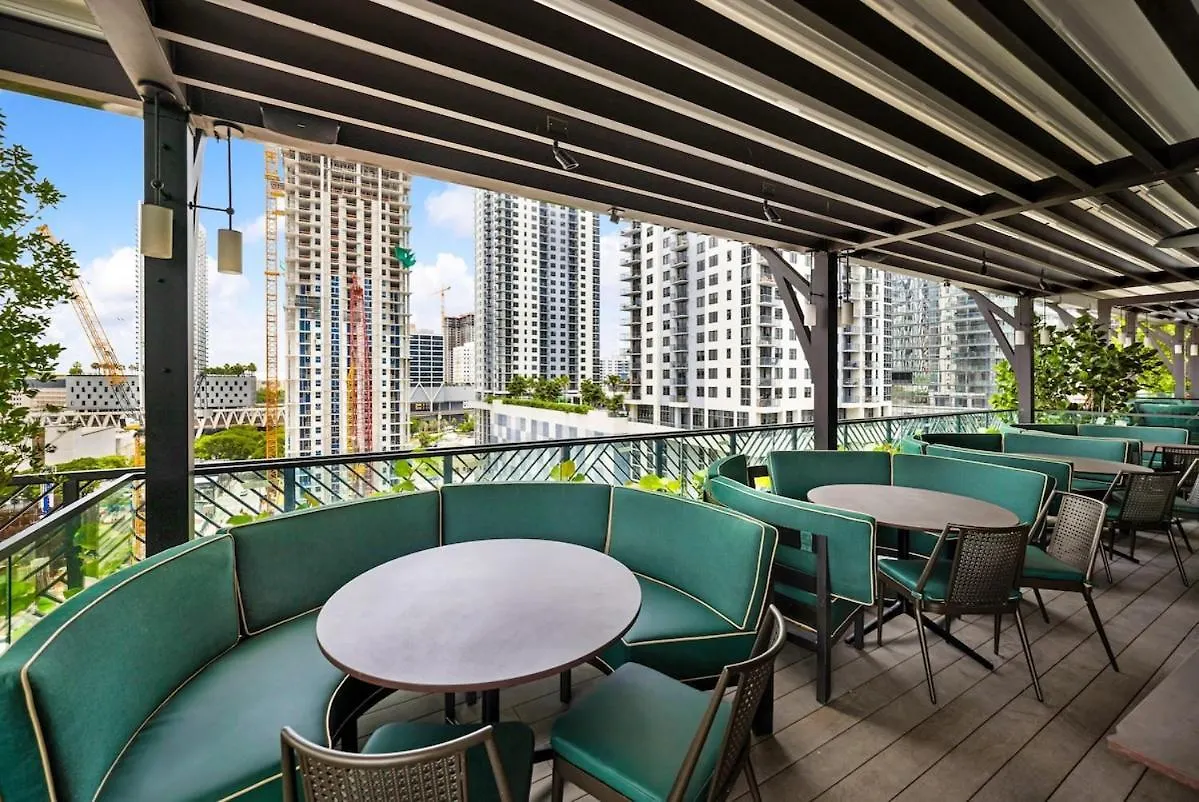 Stylish 1br At Gale Near Kaseya Center 公寓 *