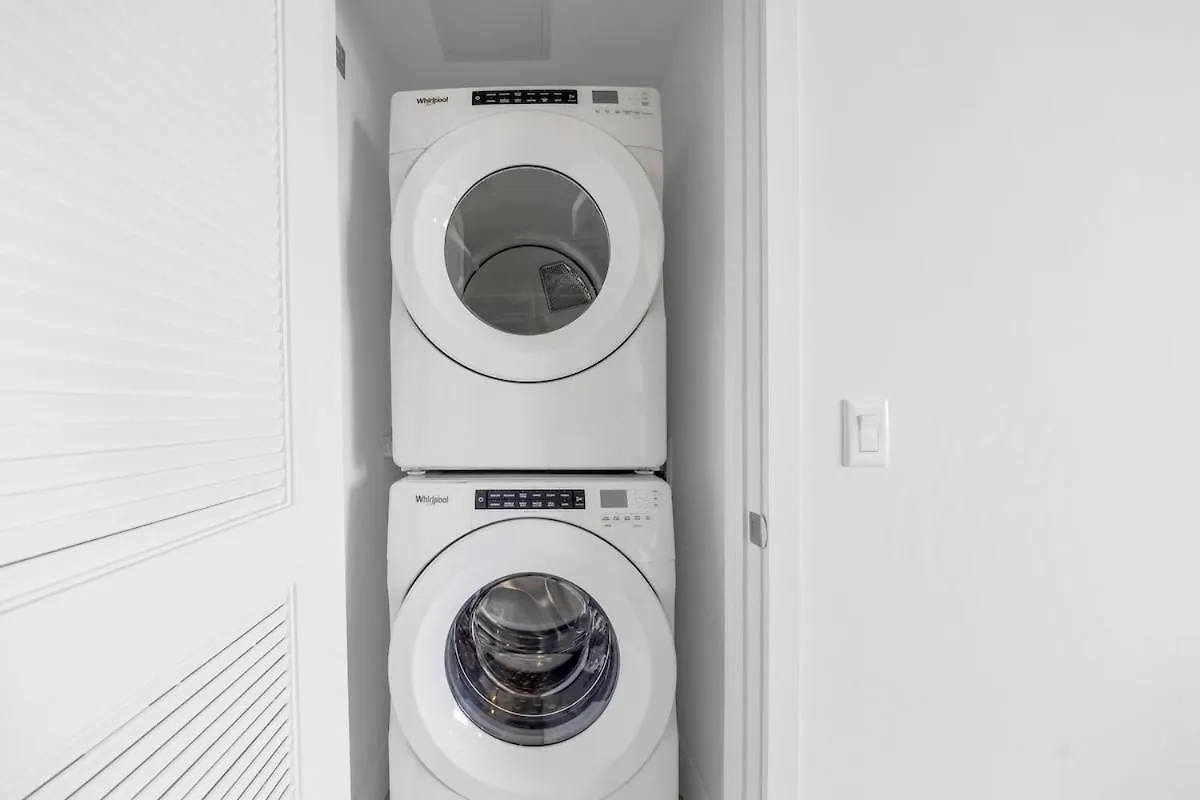 Stylish 1br At Gale Near Kaseya Center 迈阿密